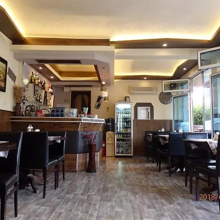 Napoli 게스트하우스 2*