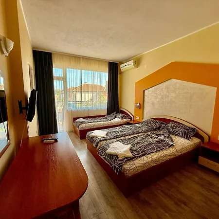 Napoli Konukevi
